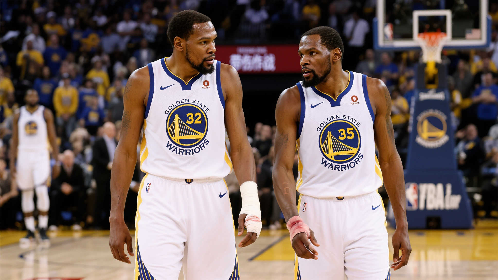 哈利与KD带伤征战总决赛，右跟腱受伤前三度命中三分